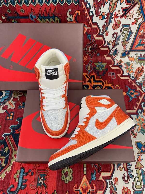 ナイキ靴正面デザイン